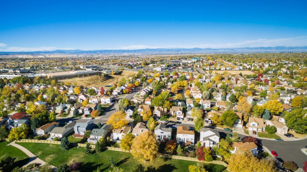 Finding Community: 5 Vibrant Neighborhoods in Aurora
